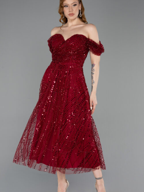 Bordo Kayık Yaka Midi Boncuklu Gece Elbisesi ABK2594